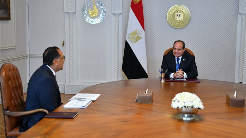 الرئيس عبد الفتاح السيسي ورئيس الوزراء 