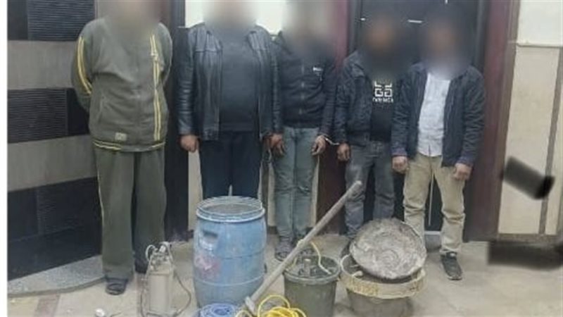 المتهمين والمضبوطات