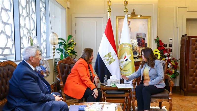وزيرة التنمية المحلية والرئيس التنفيذي لصندوق الإسكان 