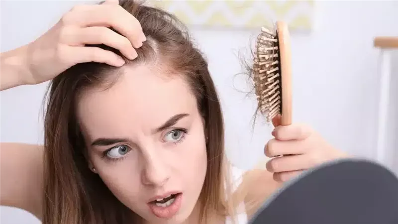 علاج تساقط الشعر 