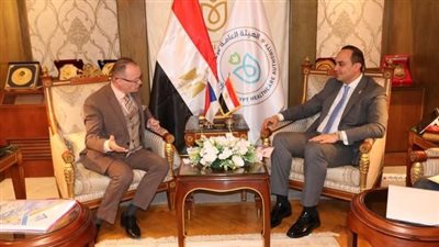 تعاون مصري تشيكي لتعزيز الرعاية الصحية والتأمين الصحي الشامل.. تفاصيل