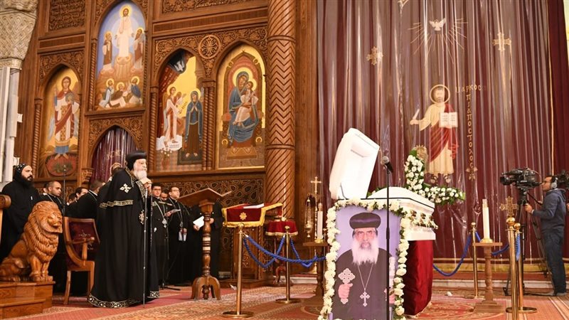 البابا تواضروس الثاني من جناز الأنباء أغابيوس