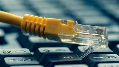 تقرير يكشف عن ارتفاع أعداد مشتركي الإنترنت والمحمول في مصر (إنفوجراف)