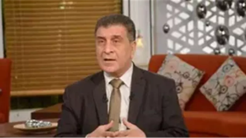 الكاتب الصحفي أحمد رفعت 