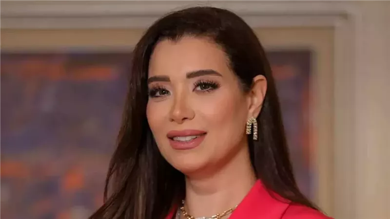 الإعلامية مروة صبري