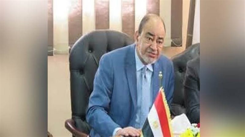  محمد إسماعيل عبده رئيس الشعبة العامة للمستلزمات الطبية