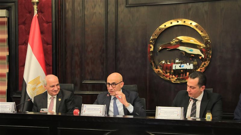 وزير التربية والتعليم «محمد عبداللطيف»