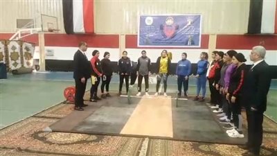بنت الصعيد تحصد الميدالية الذهبية ببطولة الجمهورية لرفع الأثقال (صور)