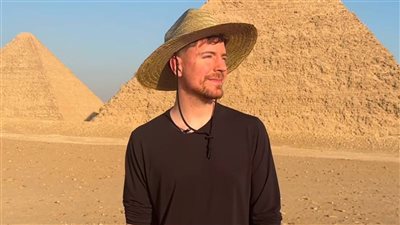 32 مليون مشاهدة في 15ساعة.. أهرمات الجيزة تريند بتوقيع «مستر بيست» 