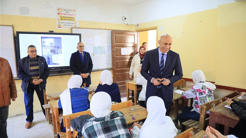 خلال زيارة وزير التربية والتعليم مدارس محافظة الدقهلية 