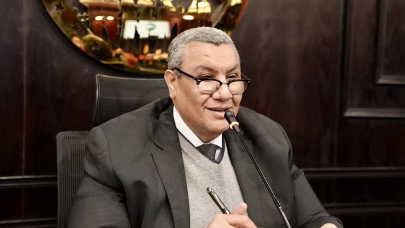 النائب مصطفى سالم 