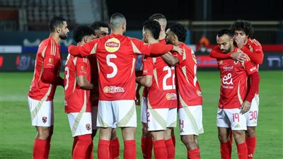 الأهلي يواصل تدريباته بالتتش دون راحة وسط احتفالية بكأس العالم للأندية