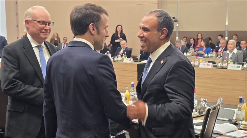 وزير الخارجية مع نظيره الفرنسي 