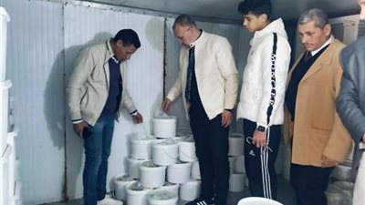 ضبط 2 طن و نصف جبن أبيض داخل مخزن بدون ترخيص بالشرقية