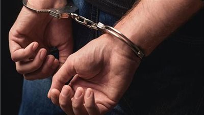 حبس شخص 15 يومًا بعد ضبطه بأقراص مخدرة في الجيزة