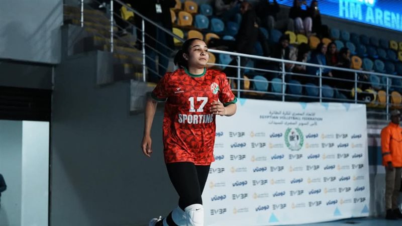 آية النادي لاعبة سبورتنج 
