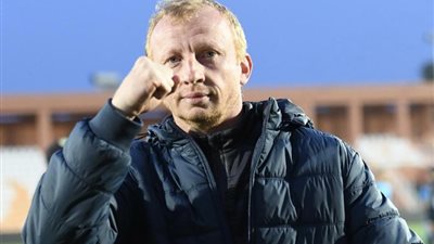 قبل انطلاقها.. منافس الأهلي بـ«أبطال إفريقيا» يفسخ عقد مدربه رسميا