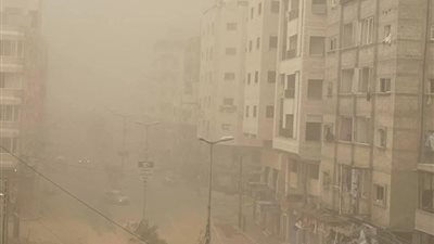 طائرات الاحتلال الإسرائيلي تشن  سلسلة غارات عنيفة  على مدينة غزة