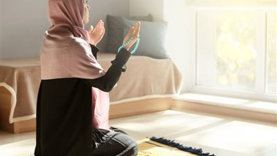 ما حكم ترك الإنسان الصلاة لمدة طويلة؟.. الإفتاء تجيب