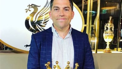 جيمس بيرس يكشف تفاصيل جديدة عن عرض اتحاد جدة لشراء محمد صلاح | خاص