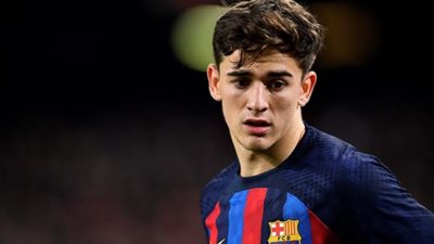 صدمة جديدة لبرشلونة قبل الكلاسيكو.. إصابة نجم الفريق