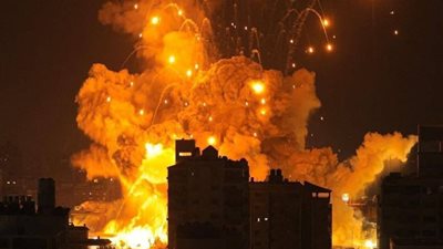 طائرات الاحتلال تدمر حي الكرامة شمال غرب غزة
