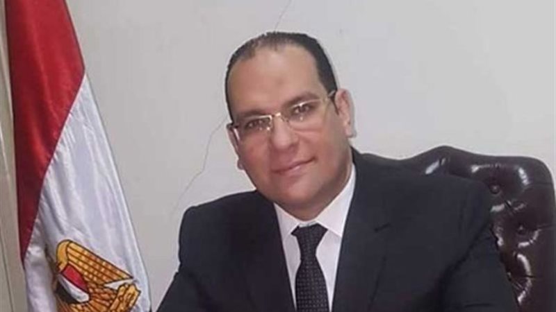 الدكتور أحمد إدريس