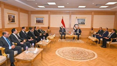 رئيس هيئة النيابة الإدارية يزور النائب العام لتهنئته لتوليه مهام منصبه
