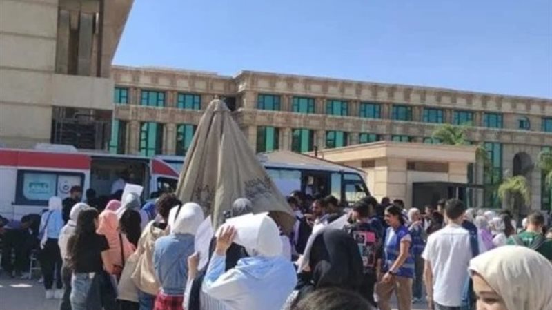 أسيوط تشارك بحملة شعبية للتبرع بالدم تضامناً مع الشعب الفلس