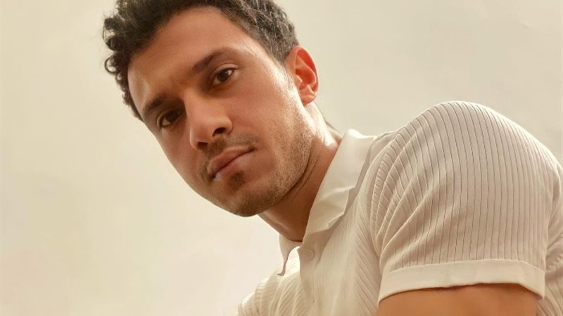 الفنان عصام عمر