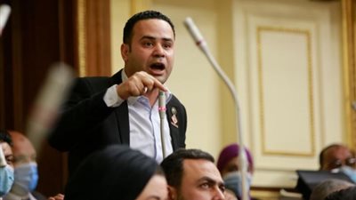 محمود بدر يطالب وزير التربية والتعليم بإعلان معايير اختيار 14 ألف معلم