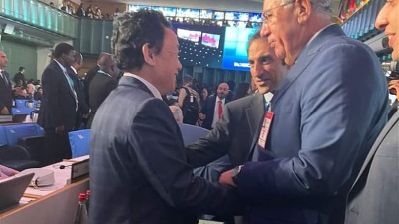اجتماع وزير الزراعة مع نظيره الايطالي