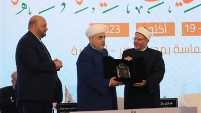 رئيس مسلمي القوقاز:  أدعو لوقف الاشتباكات في فلسطين ومصر صاحبة فضل عظيم