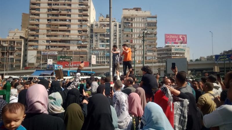 مسيرة داعمة لفلسطين من مسجد الاستقامة