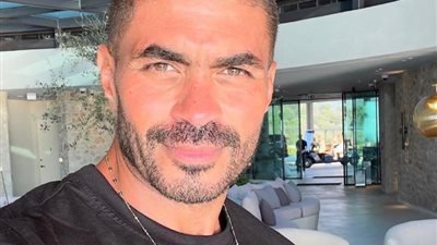 خالد سليم باكيا على أغنية « موطني»: دماء شهداء فلسطين لن تذهب هدراً
