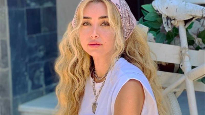 الفنانة هنا الزاهد