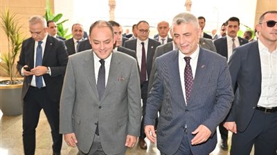وزير التجارة ونظيره التركي يبحثان سبل تعزيز الاستثمارات التركية فى مصر