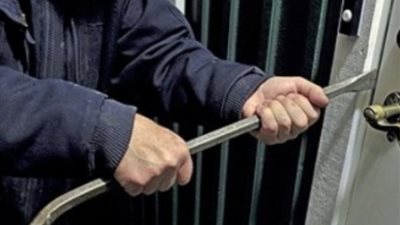 النيابة العامة تحيل عاطل وتاجر خردة للمحاكمة الجنائية