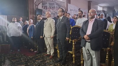 فريد زهران يبدأ  جولته  بالإسكندرية بمؤتمر جماهيري