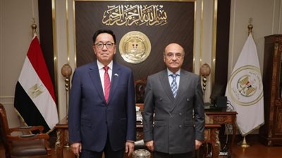 وزير العدل يبحث مع سفير كازاخستان سبل تعزيز التعاون القانوني