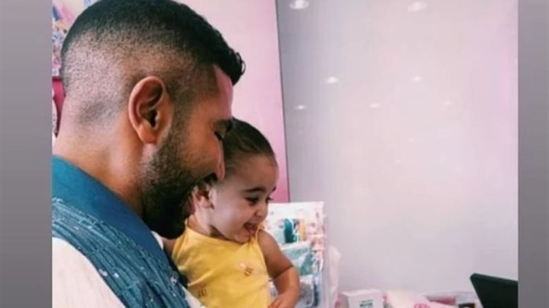 أحمد سعد وابنته