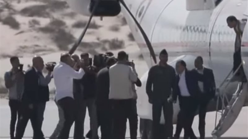 رئيس الوزراء في سيناء
