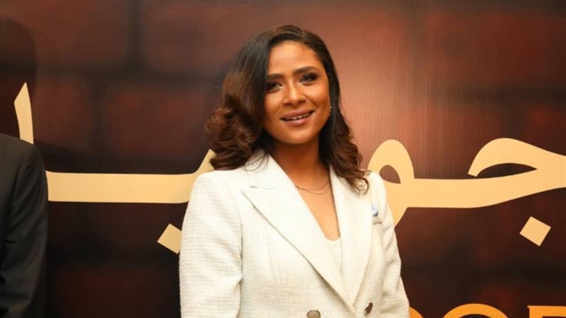 الفنانة السودانية إيمان يوسف