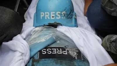 استشهاد الصحفي محمد البياري بعد قصف منزله في غزة