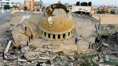 قوات الاحتلال الإسرائيلي تقصف مسجدا غرب قطاع غزة