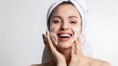 ماسكات طبيعية لترطيب البشرة في الشتاء