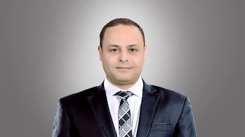 الخبير الاقتصادي خالد رمضان