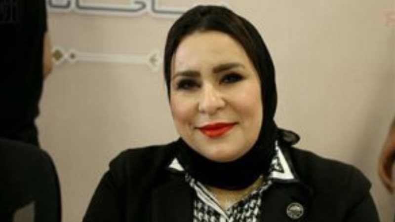 نيفين الكاتب
