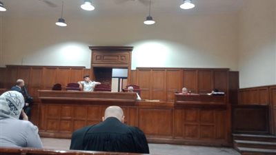 بعد قليل.. بدء محاكمة المتهمين بقتل طبيب الساحل