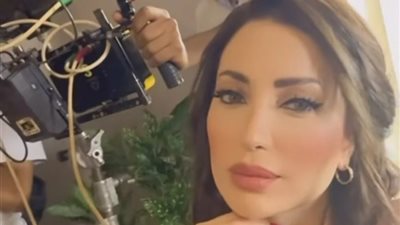 نسرين طافش تستكمل تصوير مشاهدها في «السيستم» مع أحمد الفيشاوي